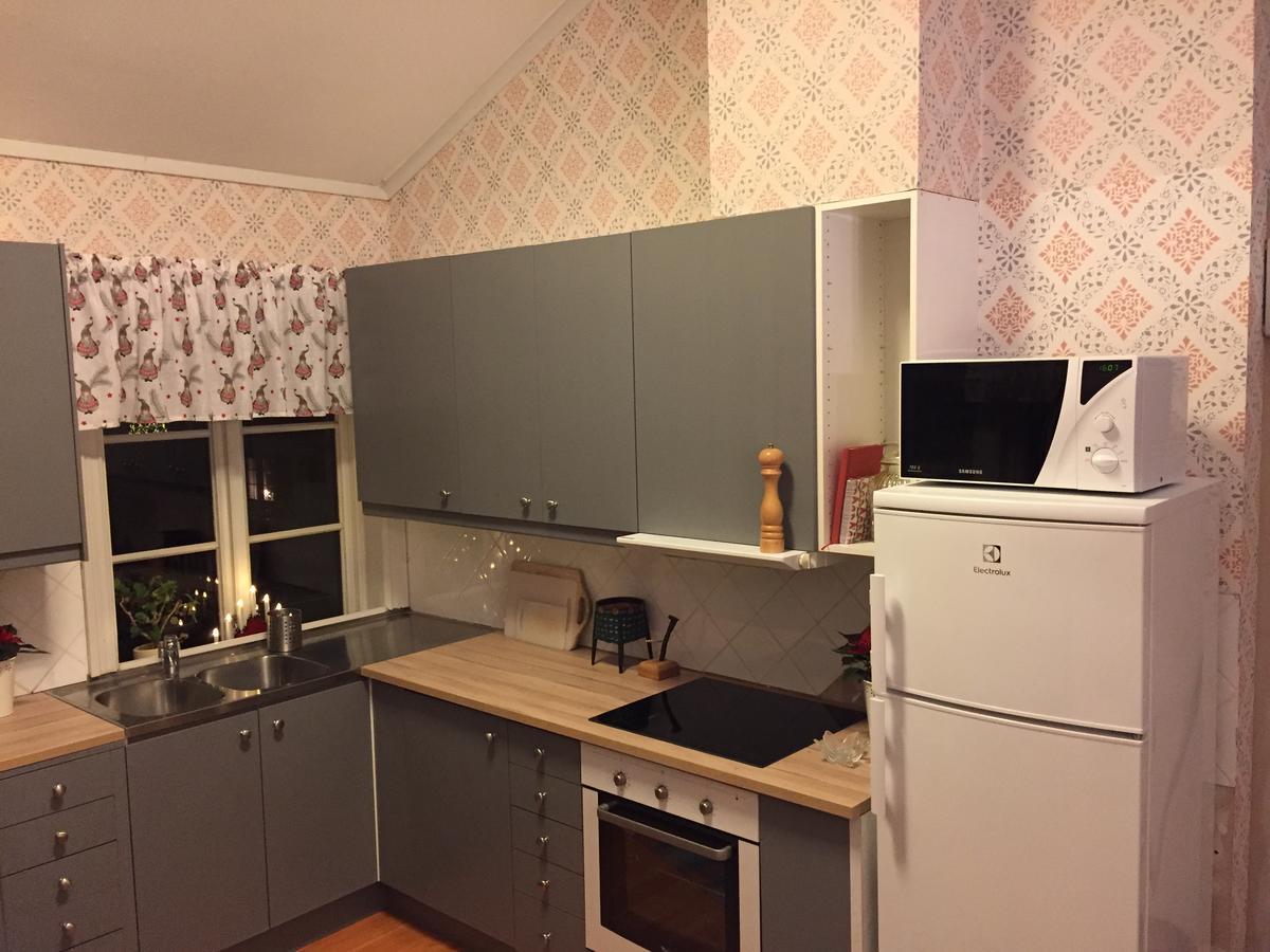 Gaestgivars Vandrarhem Och B&B Jarvso Luaran gambar