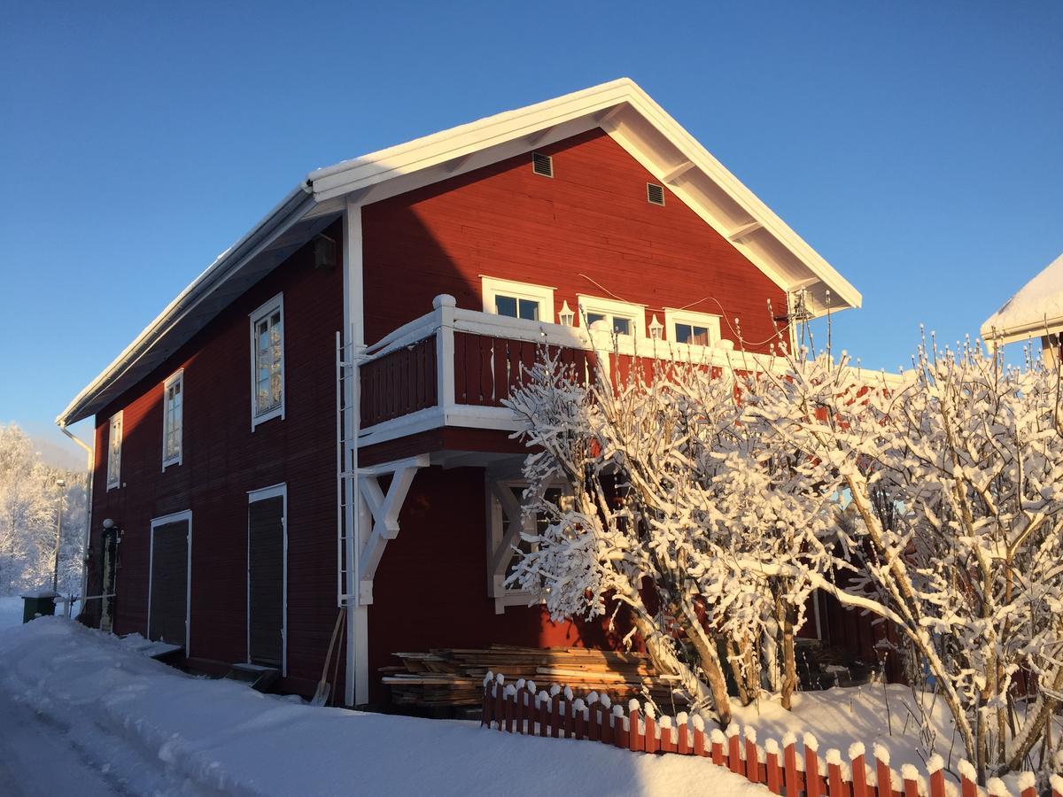 Gaestgivars Vandrarhem Och B&B Jarvso Luaran gambar